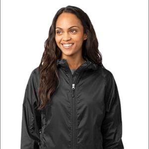 NWOT Eddie Bauer Windbreaker